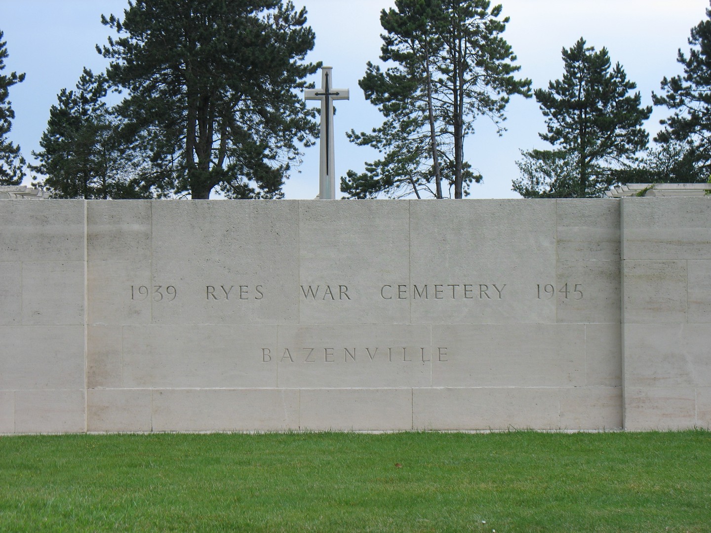 Ryes War Cemetery